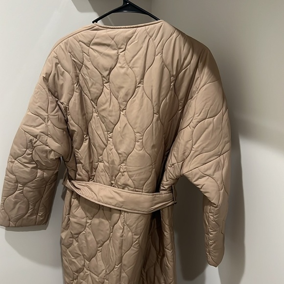 QUILTED COAT HM - Picture 8 of 8